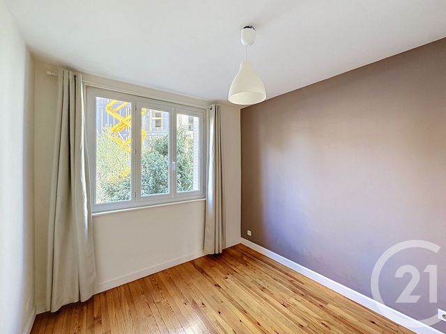 Appartement F3 à louer - 3 pièces - 60.16 m2 - CLERMONT FERRAND - 63 - AUVERGNE - Century 21 Stéphane Roume Immobilier