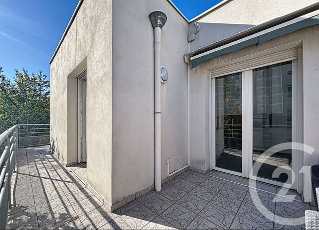 Appartement F4 à vendre - 4 pièces - 69.0 m2 - CLERMONT FERRAND - 63 - AUVERGNE - Century 21 Stéphane Roume Immobilier