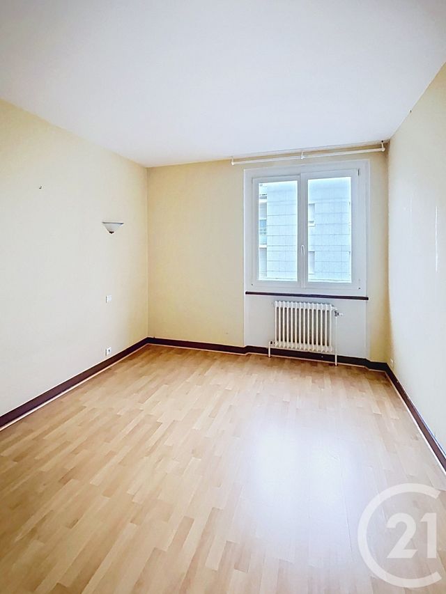 Appartement F3 à vendre - 3 pièces - 64.43 m2 - CLERMONT FERRAND - 63 - AUVERGNE - Century 21 Stéphane Roume Immobilier
