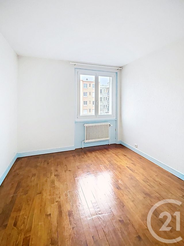 Appartement F3 à vendre - 3 pièces - 64.43 m2 - CLERMONT FERRAND - 63 - AUVERGNE - Century 21 Stéphane Roume Immobilier