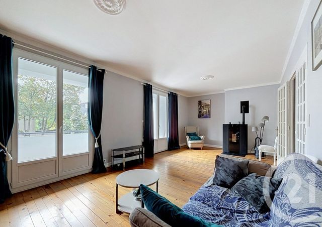 Appartement F4 à vendre - 4 pièces - 109.0 m2 - CLERMONT FERRAND - 63 - AUVERGNE - Century 21 Stéphane Roume Immobilier