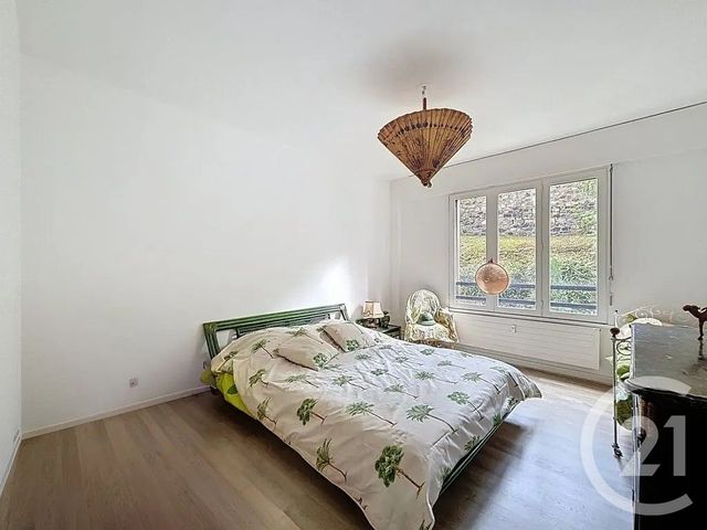 Appartement F6 à vendre - 6 pièces - 150.0 m2 - ROYAT - 63 - AUVERGNE - Century 21 Stéphane Roume Immobilier