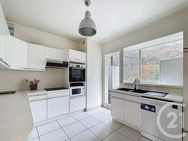 Appartement F6 à vendre - 6 pièces - 150.0 m2 - ROYAT - 63 - AUVERGNE - Century 21 Stéphane Roume Immobilier