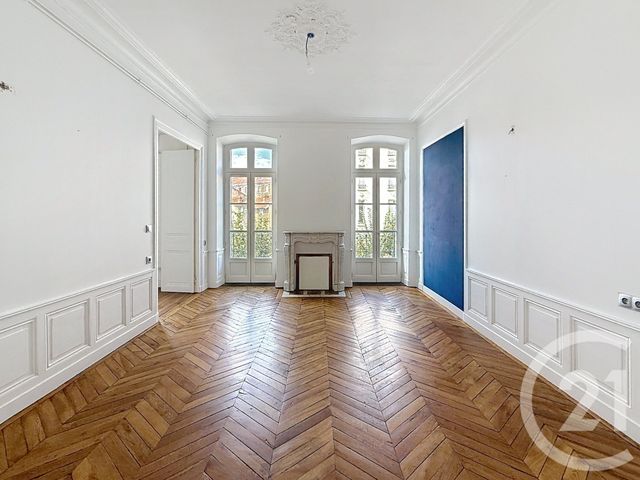 Appartement F4 à vendre - 5 pièces - 105.01 m2 - CLERMONT FERRAND - 63 - AUVERGNE - Century 21 Stéphane Roume Immobilier