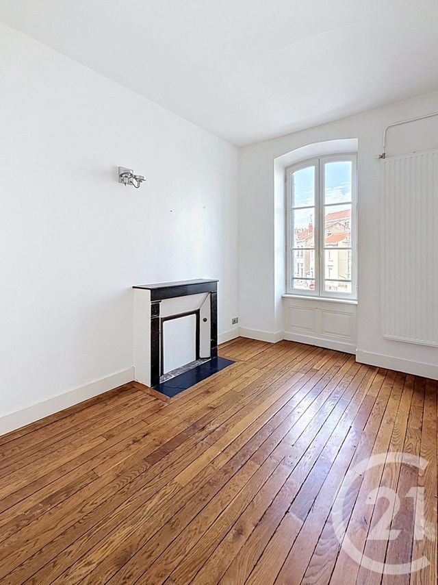 Appartement F4 à vendre - 5 pièces - 105.01 m2 - CLERMONT FERRAND - 63 - AUVERGNE - Century 21 Stéphane Roume Immobilier