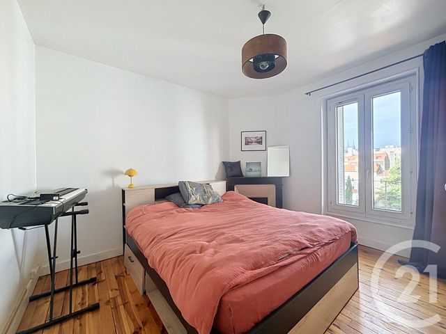 Appartement F2 à vendre - 2 pièces - 45.29 m2 - CLERMONT FERRAND - 63 - AUVERGNE - Century 21 Stéphane Roume Immobilier
