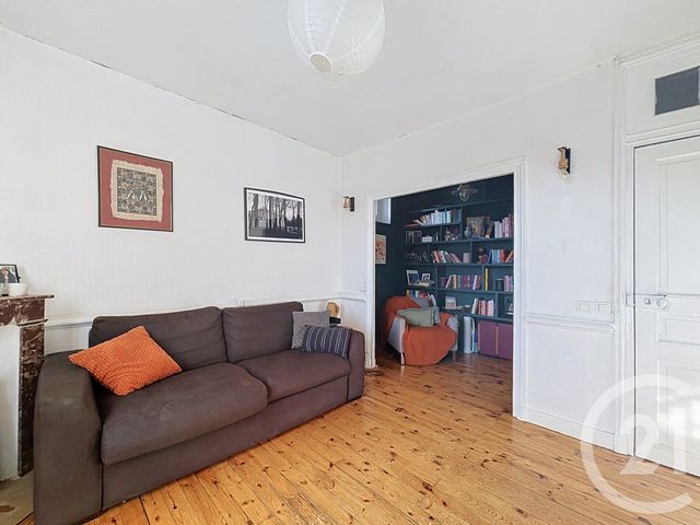 Appartement F2 à vendre - 2 pièces - 45.29 m2 - CLERMONT FERRAND - 63 - AUVERGNE - Century 21 Stéphane Roume Immobilier