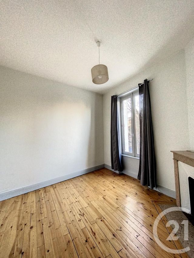 Appartement F2 à vendre - 2 pièces - 40.92 m2 - CLERMONT FERRAND - 63 - AUVERGNE - Century 21 Stéphane Roume Immobilier