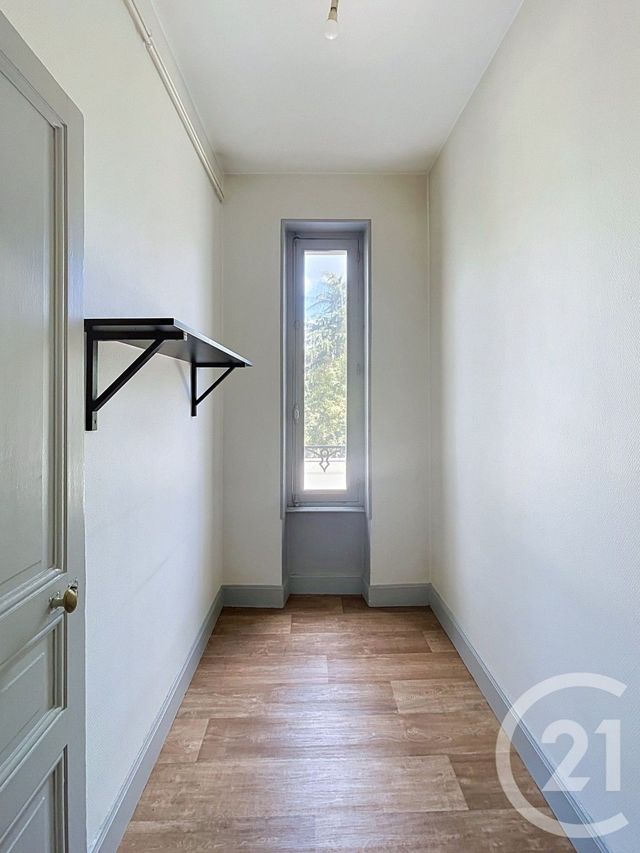 Appartement F2 à vendre - 2 pièces - 40.92 m2 - CLERMONT FERRAND - 63 - AUVERGNE - Century 21 Stéphane Roume Immobilier