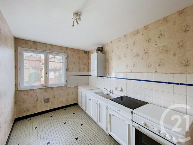 Appartement F3 à louer - 3 pièces - 79.08 m2 - BEAUMONT - 63 - AUVERGNE - Century 21 Stéphane Roume Immobilier