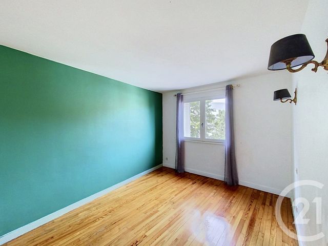Appartement F3 à louer - 3 pièces - 79.08 m2 - BEAUMONT - 63 - AUVERGNE - Century 21 Stéphane Roume Immobilier