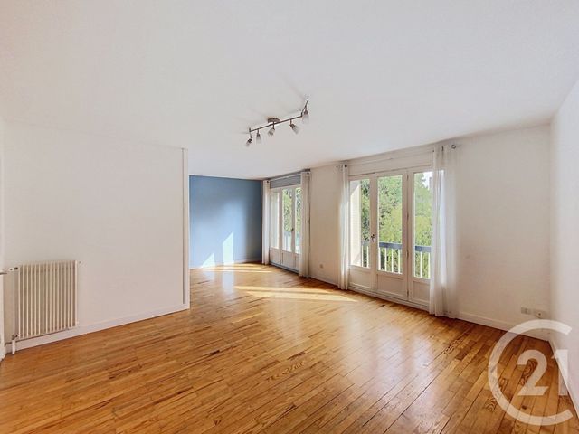 Appartement F3 à louer - 3 pièces - 79.08 m2 - BEAUMONT - 63 - AUVERGNE - Century 21 Stéphane Roume Immobilier