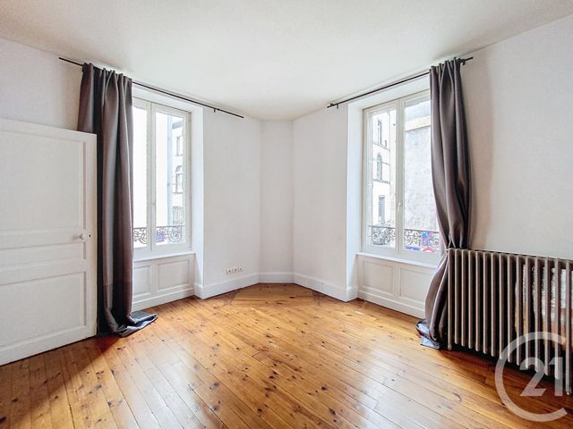Appartement F3 à louer - 3 pièces - 76.87 m2 - CLERMONT FERRAND - 63 - AUVERGNE - Century 21 Stéphane Roume Immobilier