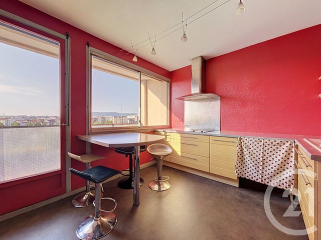 Appartement F2 à vendre - 2 pièces - 43.28 m2 - CLERMONT FERRAND - 63 - AUVERGNE - Century 21 Stéphane Roume Immobilier