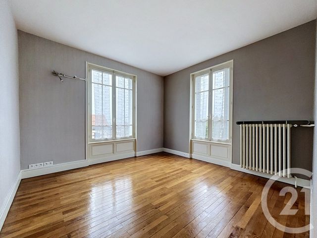 Appartement F4 à vendre - 4 pièces - 100.35 m2 - CHAMALIERES - 63 - AUVERGNE - Century 21 Stéphane Roume Immobilier