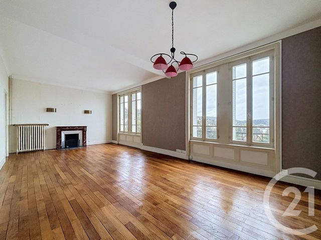 Appartement F4 à vendre - 4 pièces - 100.35 m2 - CHAMALIERES - 63 - AUVERGNE - Century 21 Stéphane Roume Immobilier