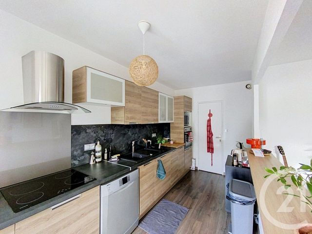 Appartement F3 à louer - 3 pièces - 66.83 m2 - CLERMONT FERRAND - 63 - AUVERGNE - Century 21 Stéphane Roume Immobilier