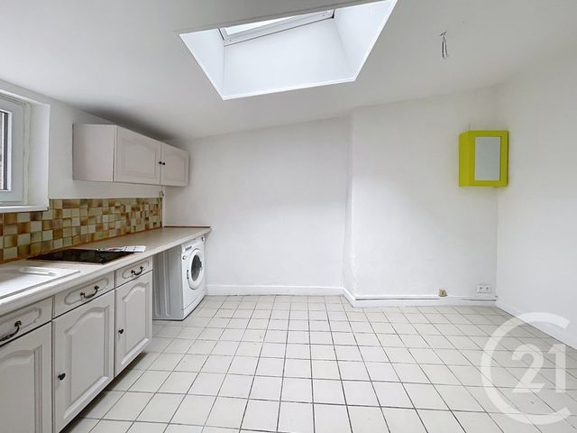 Appartement F1 bis à vendre - 2 pièces - 24.92 m2 - CLERMONT FERRAND - 63 - AUVERGNE - Century 21 Stéphane Roume Immobilier