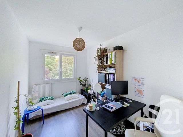 Appartement F3 à louer - 3 pièces - 66.83 m2 - CLERMONT FERRAND - 63 - AUVERGNE - Century 21 Stéphane Roume Immobilier