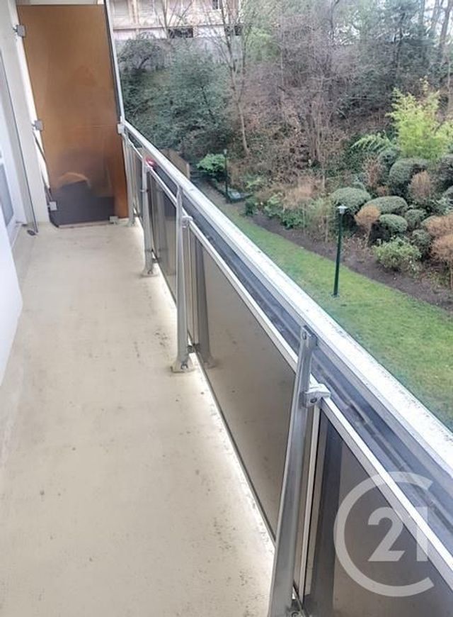 Appartement F3 à louer - 3 pièces - 66.83 m2 - CLERMONT FERRAND - 63 - AUVERGNE - Century 21 Stéphane Roume Immobilier
