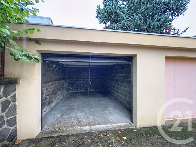 Appartement à louer - 4 pièces - 66.0 m2 - CLERMONT FERRAND - 63 - AUVERGNE - Century 21 Stéphane Roume Immobilier
