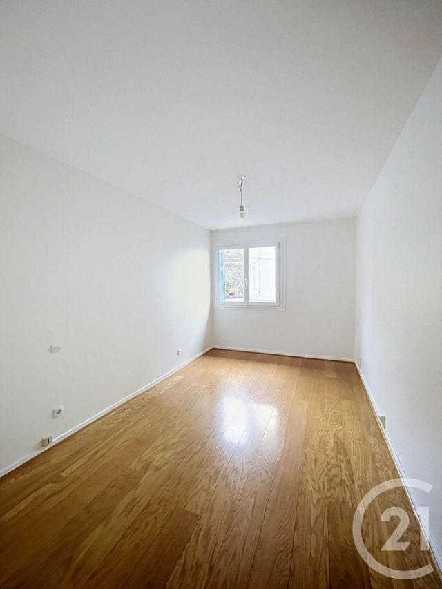 Appartement F3 à vendre - 3 pièces - 73.92 m2 - CLERMONT FERRAND - 63 - AUVERGNE - Century 21 Stéphane Roume Immobilier