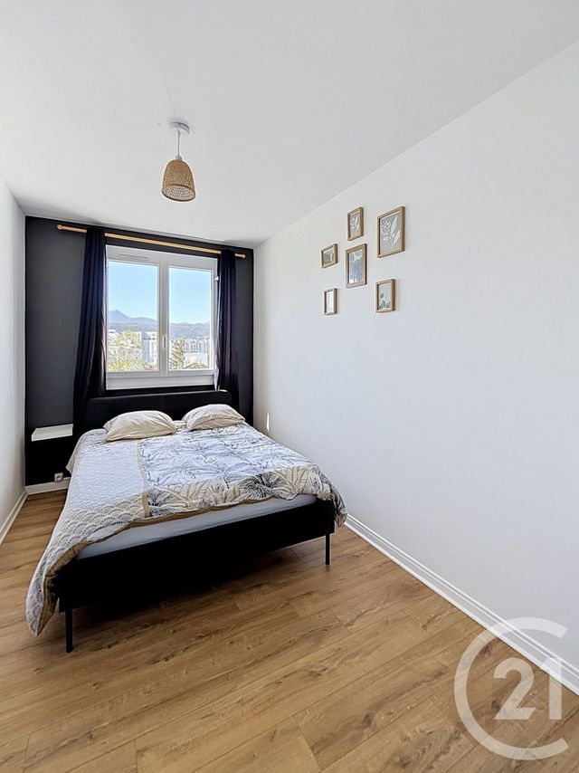 Appartement F4 à vendre - 4 pièces - 67.0 m2 - CLERMONT FERRAND - 63 - AUVERGNE - Century 21 Stéphane Roume Immobilier