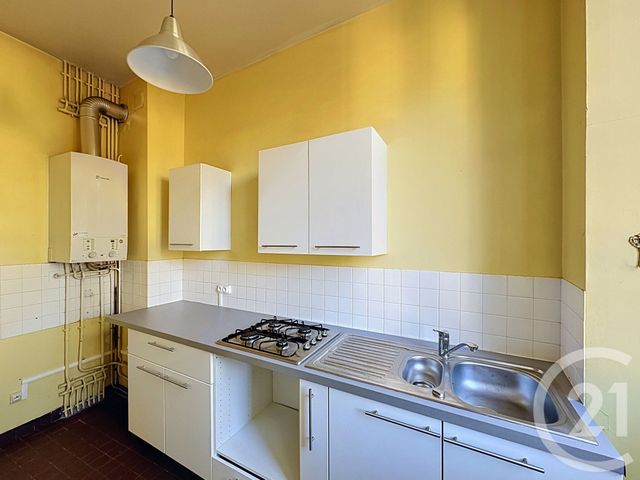 Appartement F3 à louer - 3 pièces - 102.18 m2 - CLERMONT FERRAND - 63 - AUVERGNE - Century 21 Stéphane Roume Immobilier