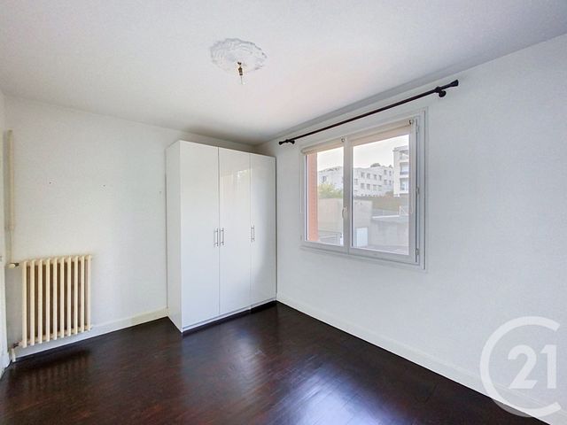 Appartement F3 à louer - 3 pièces - 69.27 m2 - CLERMONT FERRAND - 63 - AUVERGNE - Century 21 Stéphane Roume Immobilier