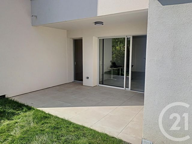 Appartement F2 à louer - 2 pièces - 52.25 m2 - CLERMONT FERRAND - 63 - AUVERGNE - Century 21 Stéphane Roume Immobilier
