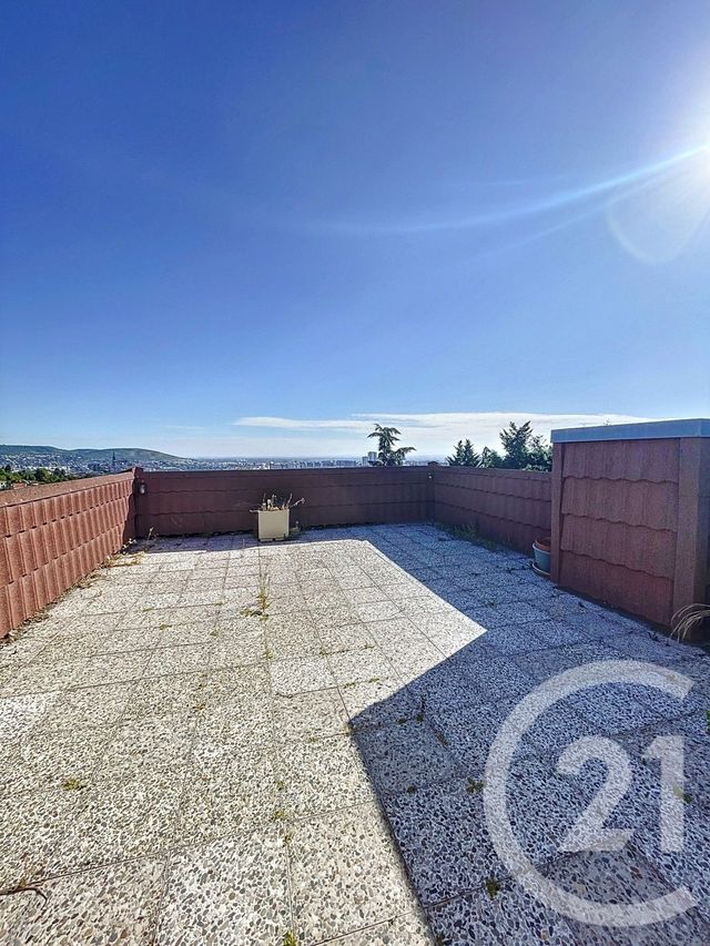 Appartement F5 à vendre - 5 pièces - 113.83 m2 - BEAUMONT - 63 - AUVERGNE - Century 21 Stéphane Roume Immobilier